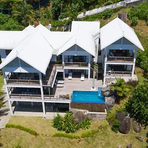 Coconut Climb Villa Misere