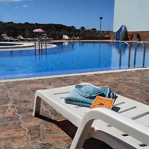 Hübsche Mit 2 Schlafzimmern, Pool Und Wlan, Strandnähe Apartment Callao Salvaje